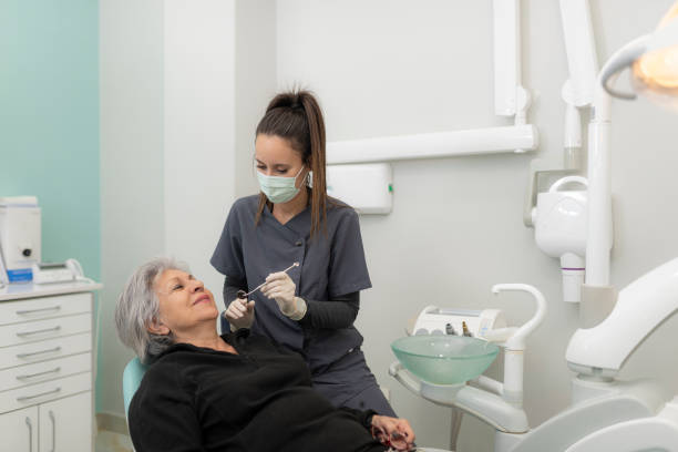 Best Emergency Tooth Extraction in China, TX